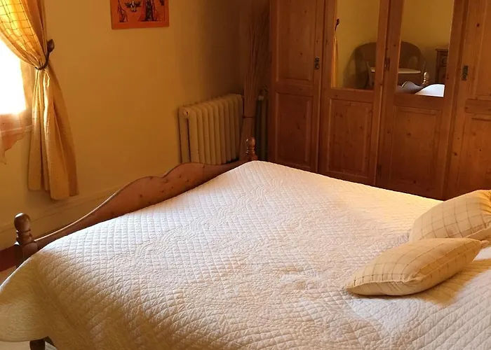 ベッド・アンド・ブレックファスト La Ferme De L'abbaye Juilly
